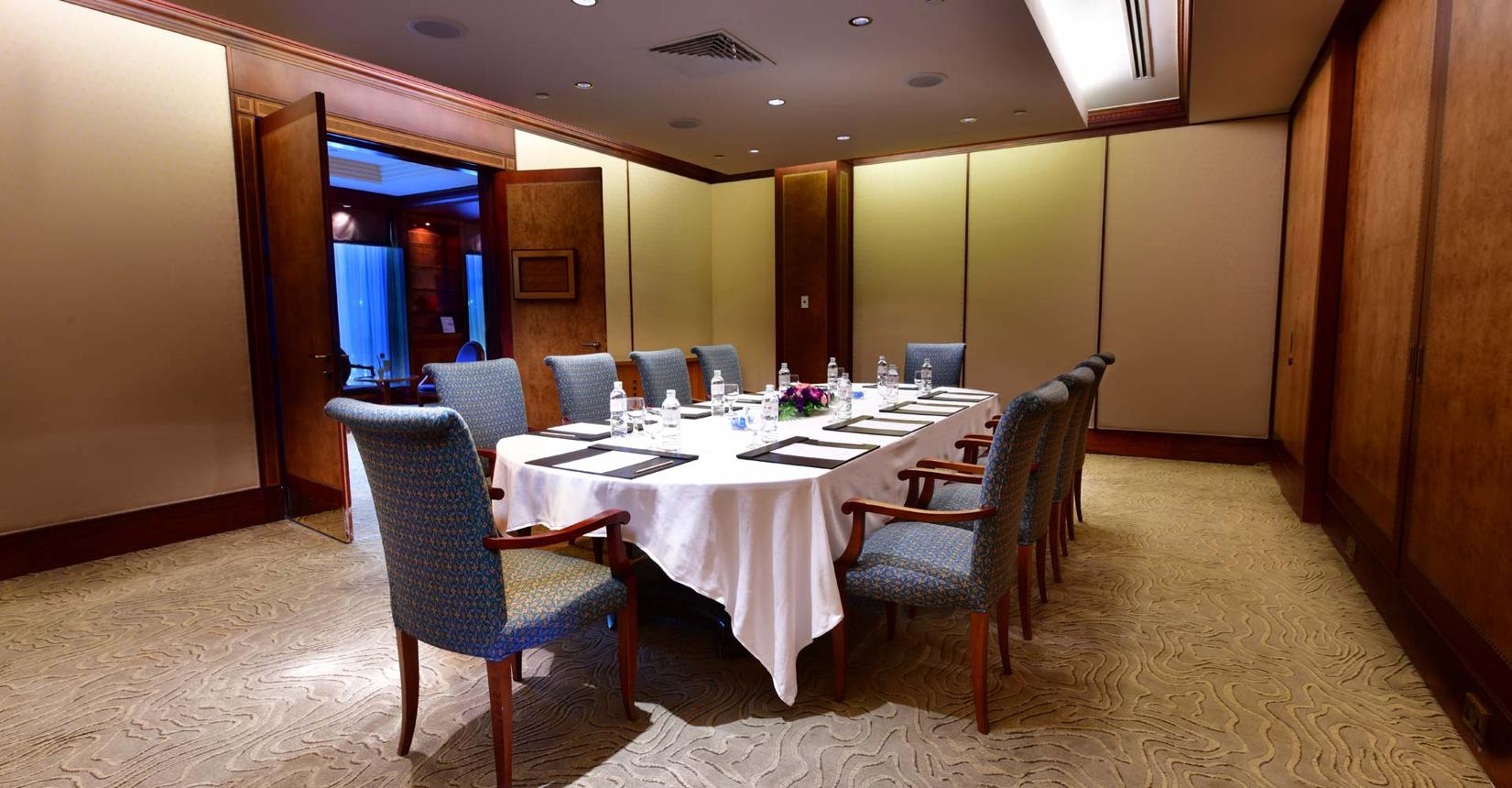 The Empire Hotel & Country Club Conference Centre