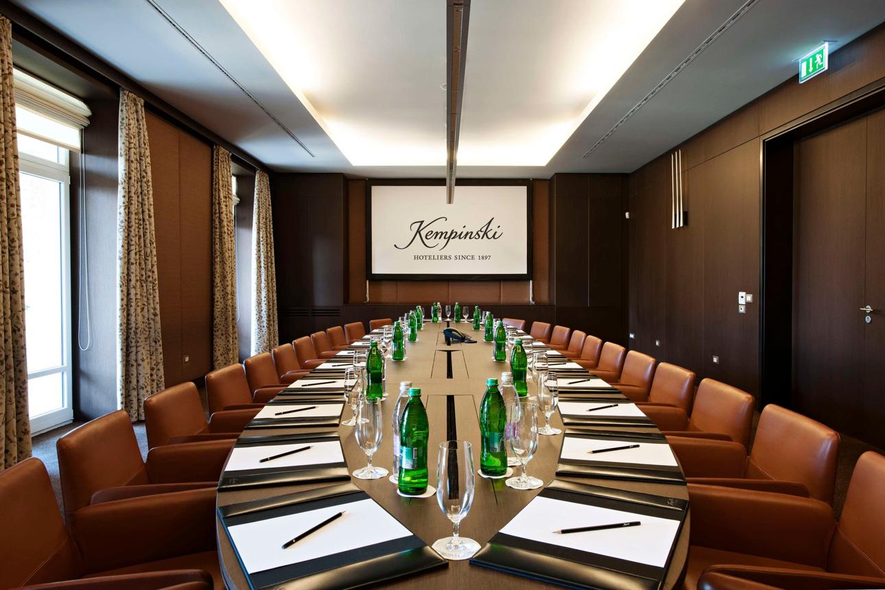 Pefaco Hotel Conference Centre